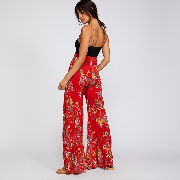 Free People FP One Love of My Life Red Floral Wide Leg Pants Boho Festival SP - Picture 2 of 9